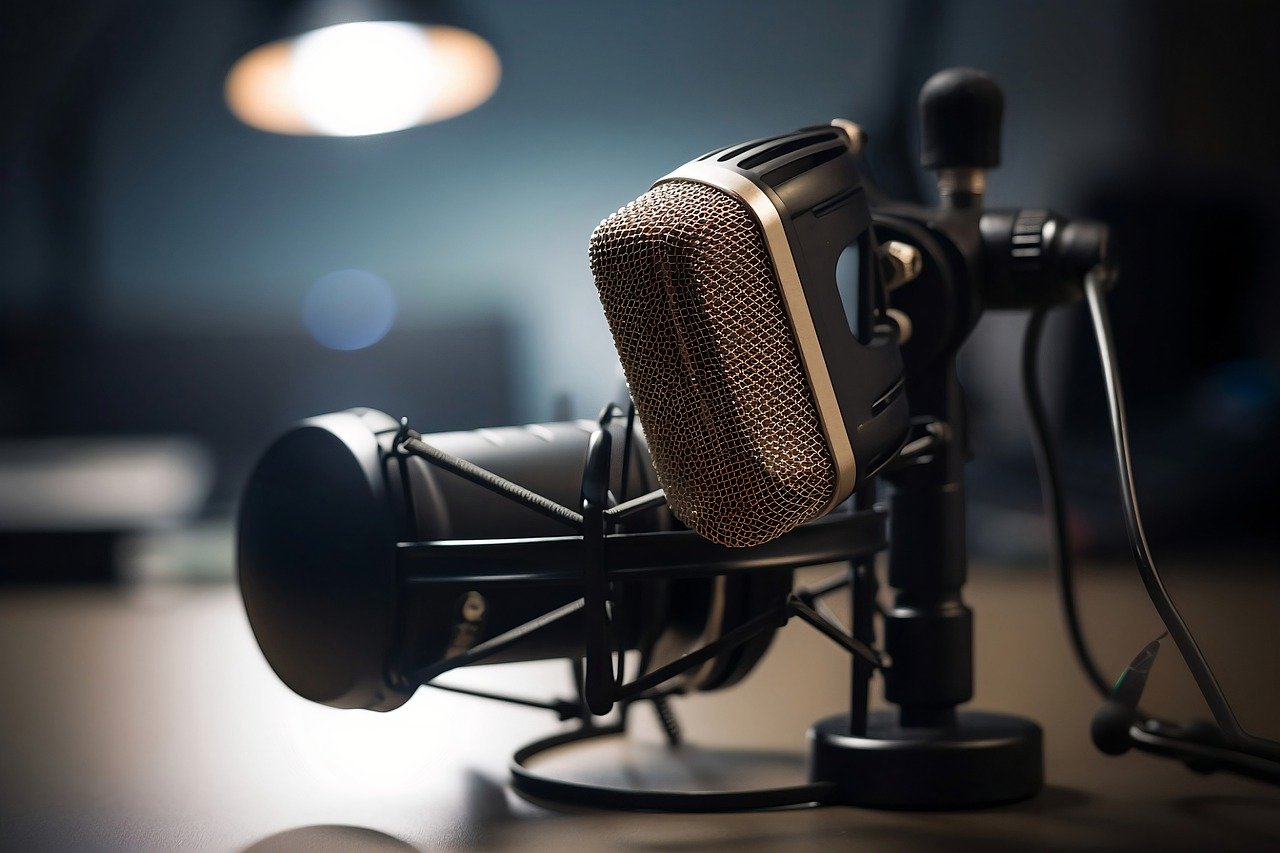 podcast microphone music audio 7876792